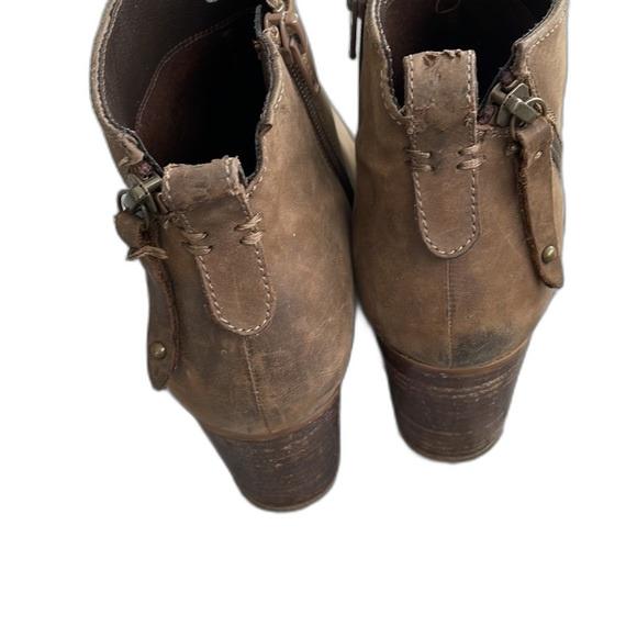 Blondo “Nivada” Waterproof Booties/Boots Taupe Size 7.5 - Picture 6 of 16